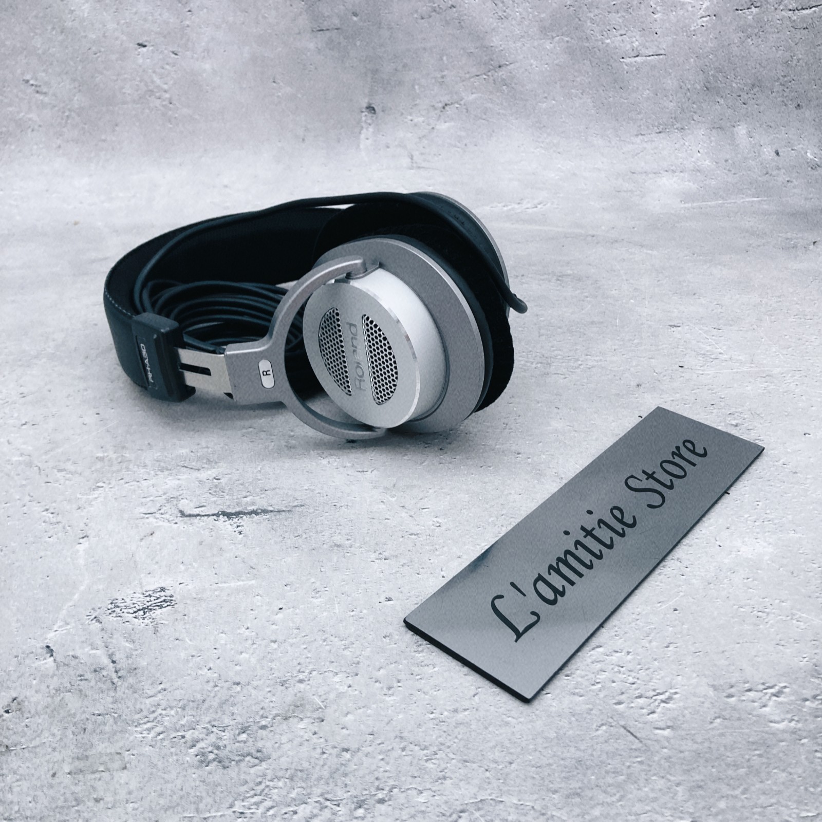 Roland RH-A30 Stereo Wired Monitor Headphones Openair RHA30 Silver Japan Used