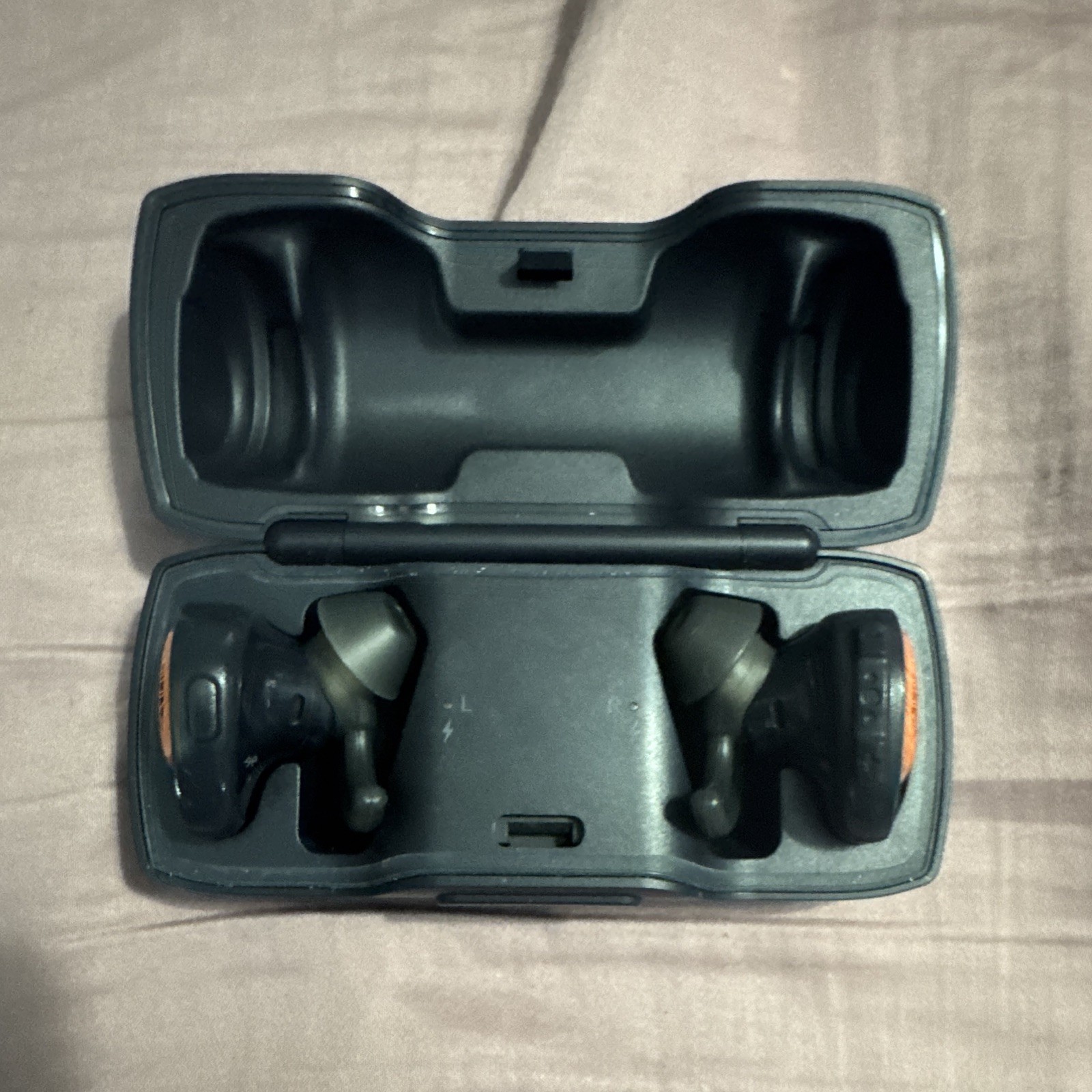 Bose SoundSport Free True Wireless Bluetooth In-Ear Earbuds Mic Case Black