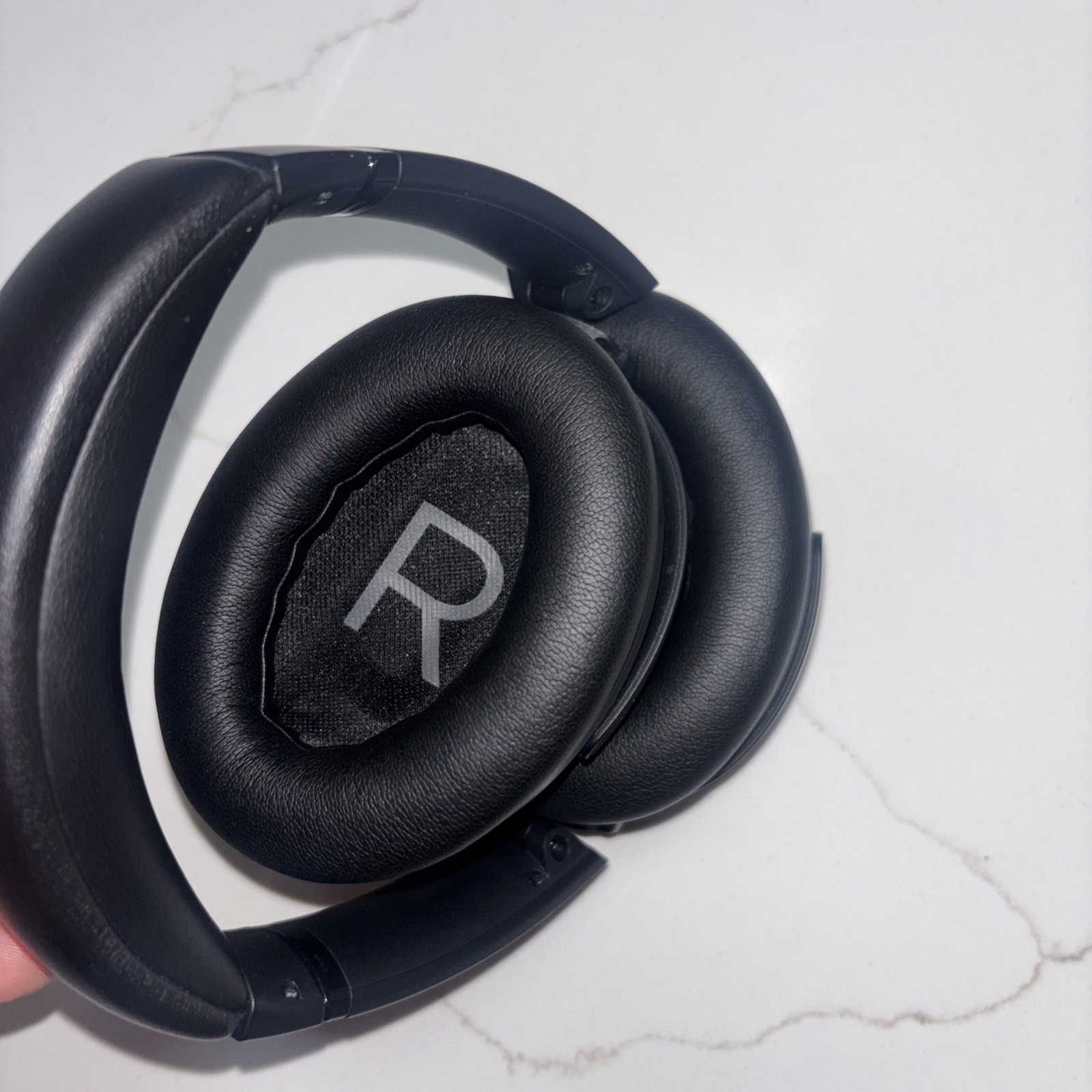 Bose QuietComfort 45 Noise Canceling Bluetooth Headphones – Black (437310)