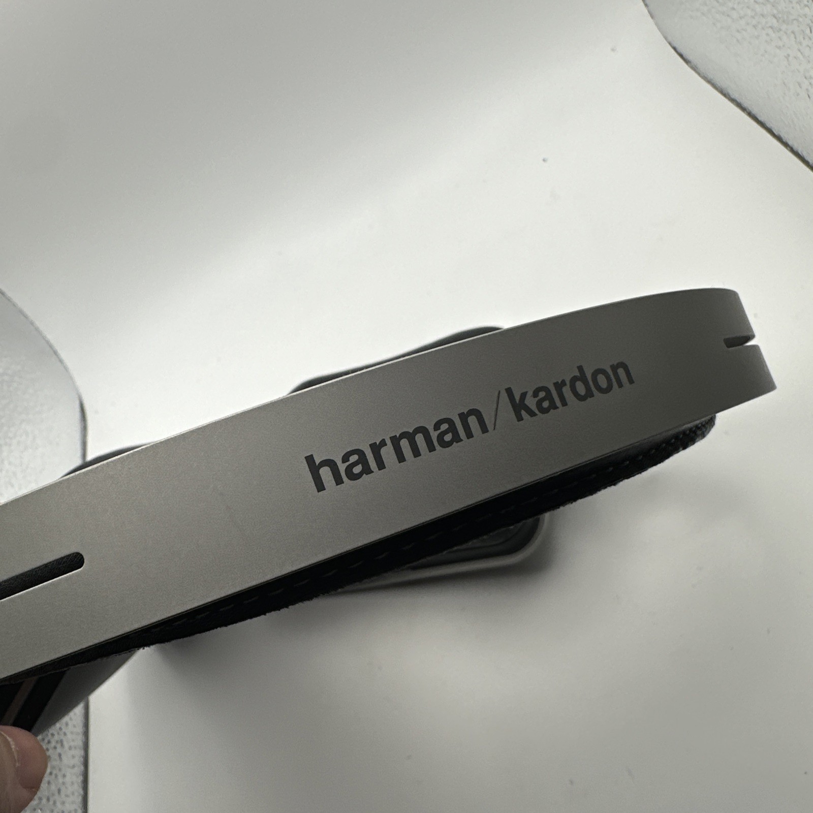 harman/kardon CL Headband Headphones – Silver/Black