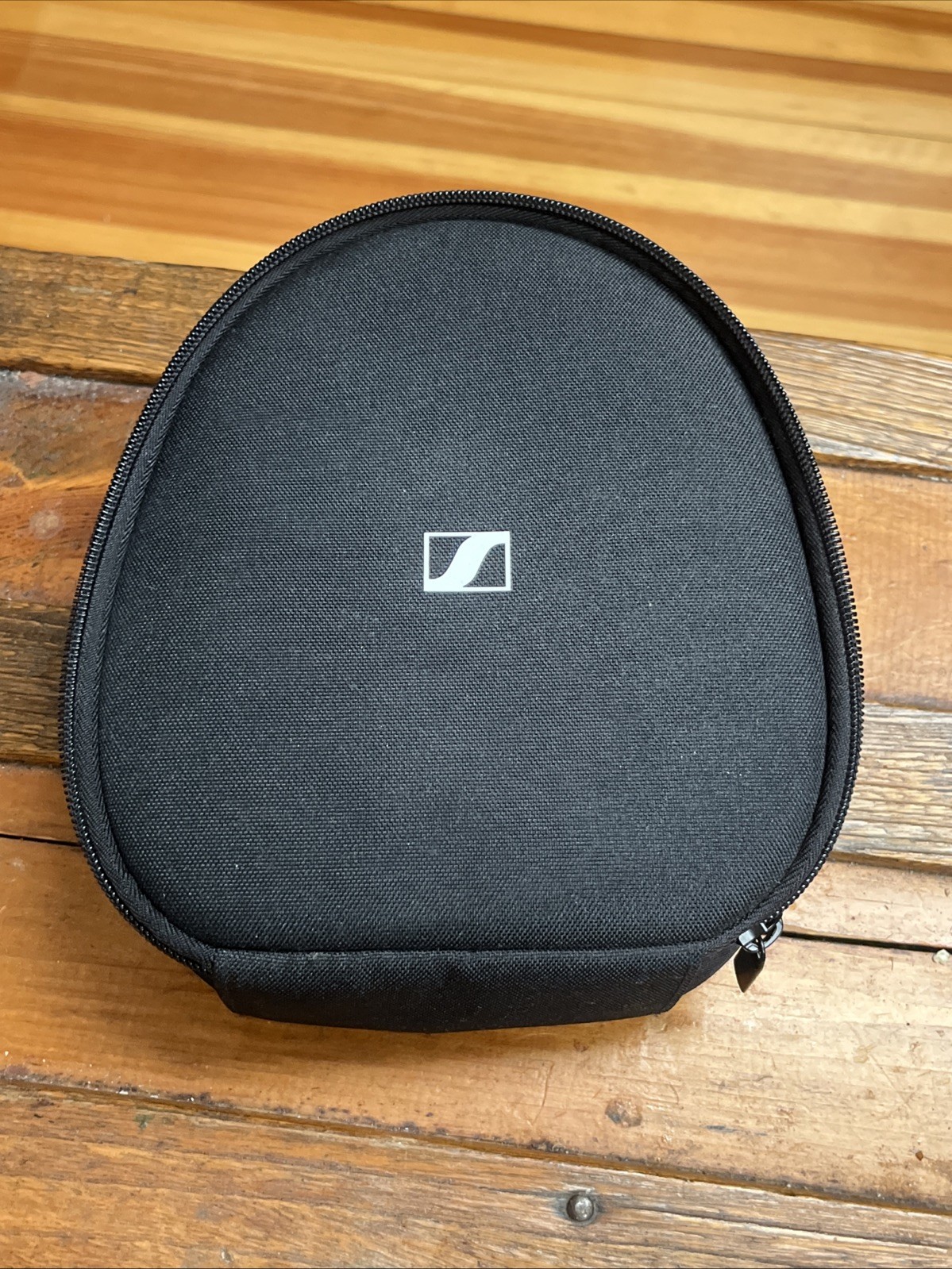 Sennheiser Accentum Plus Wireless Headphones