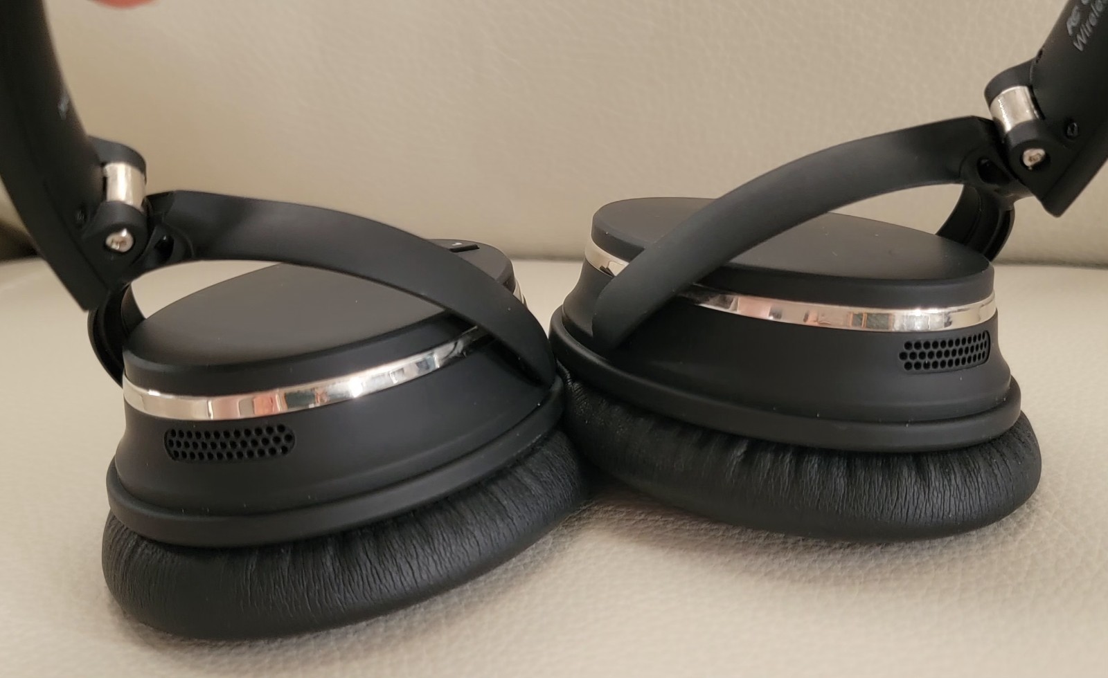 **MINT** Srhythm NC25 Active Noise-Cancelling Wireless Headphones