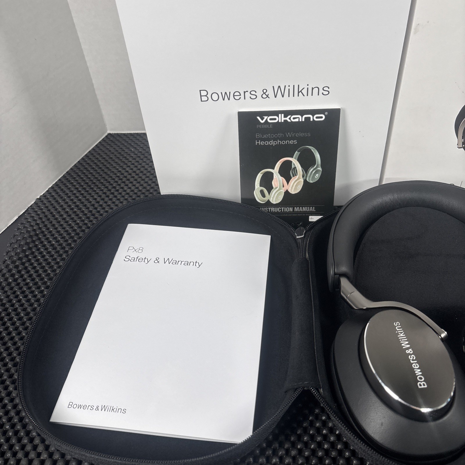 Bowers & Wilkins Px8 Wireless Over-Ear Bluetooth Headphones Black FP42951 – USED