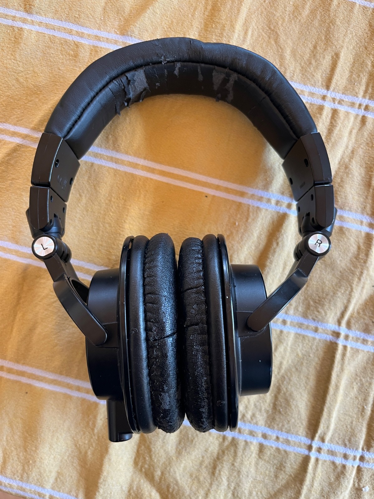 Audio-technica ATH-M50x headphones