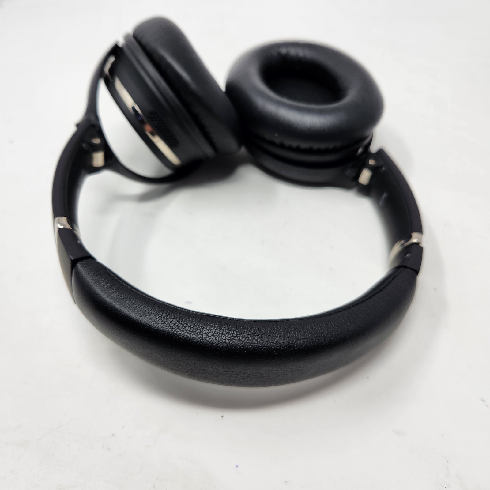 Srhythm NC35 5.0 Wireless Bluetooth Over Ear Headphones Tested Working Black