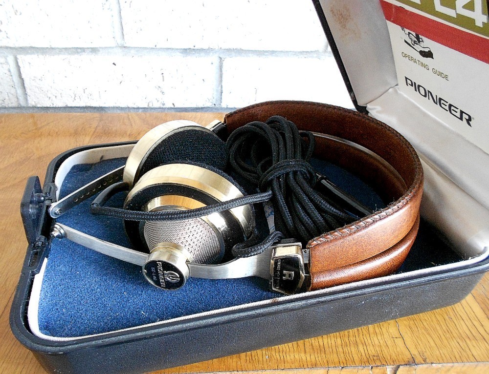 Pioneer SE-L40 headphones IN CASE vintage retro Fostex Focal Technics grouping