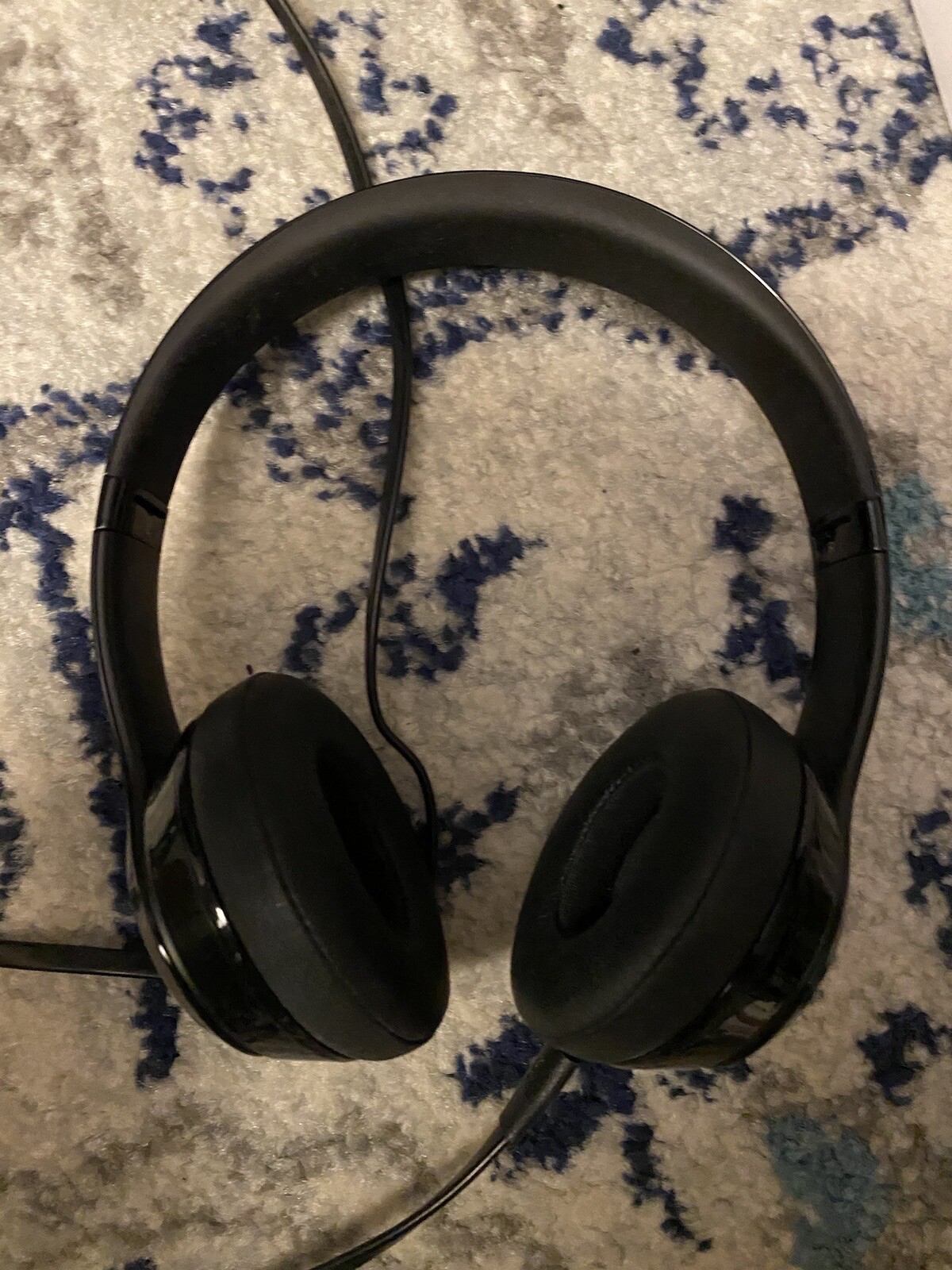 Beats by Dr. Dre Solo3 Over the Ear Headphone – Gloss Black