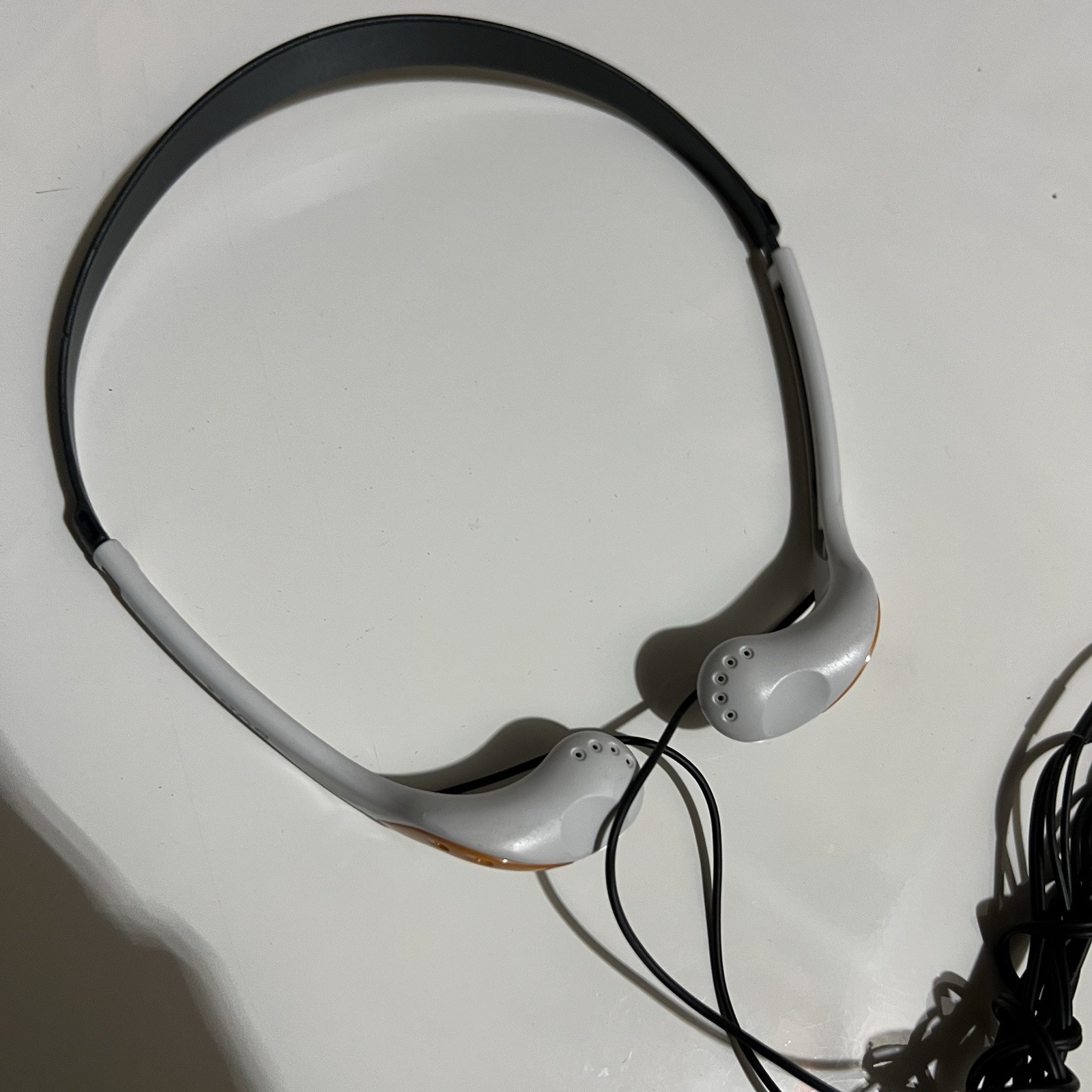 Sony MDR W014 Sports Walkman White Orange In Ear Headphones Tested WORK earbuds