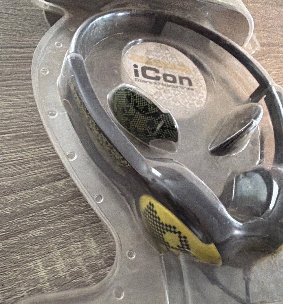 Black & Yellow OG skullcandy Icon Recruit 30mm Driver Original Quality LOUD Rare