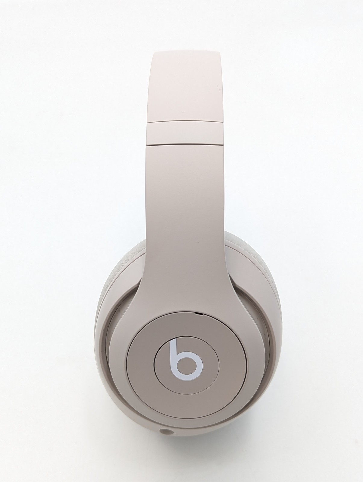 Beats by Dr Dre Studio Pro Wireless Over-Ear Headphones Sandstone – A2924