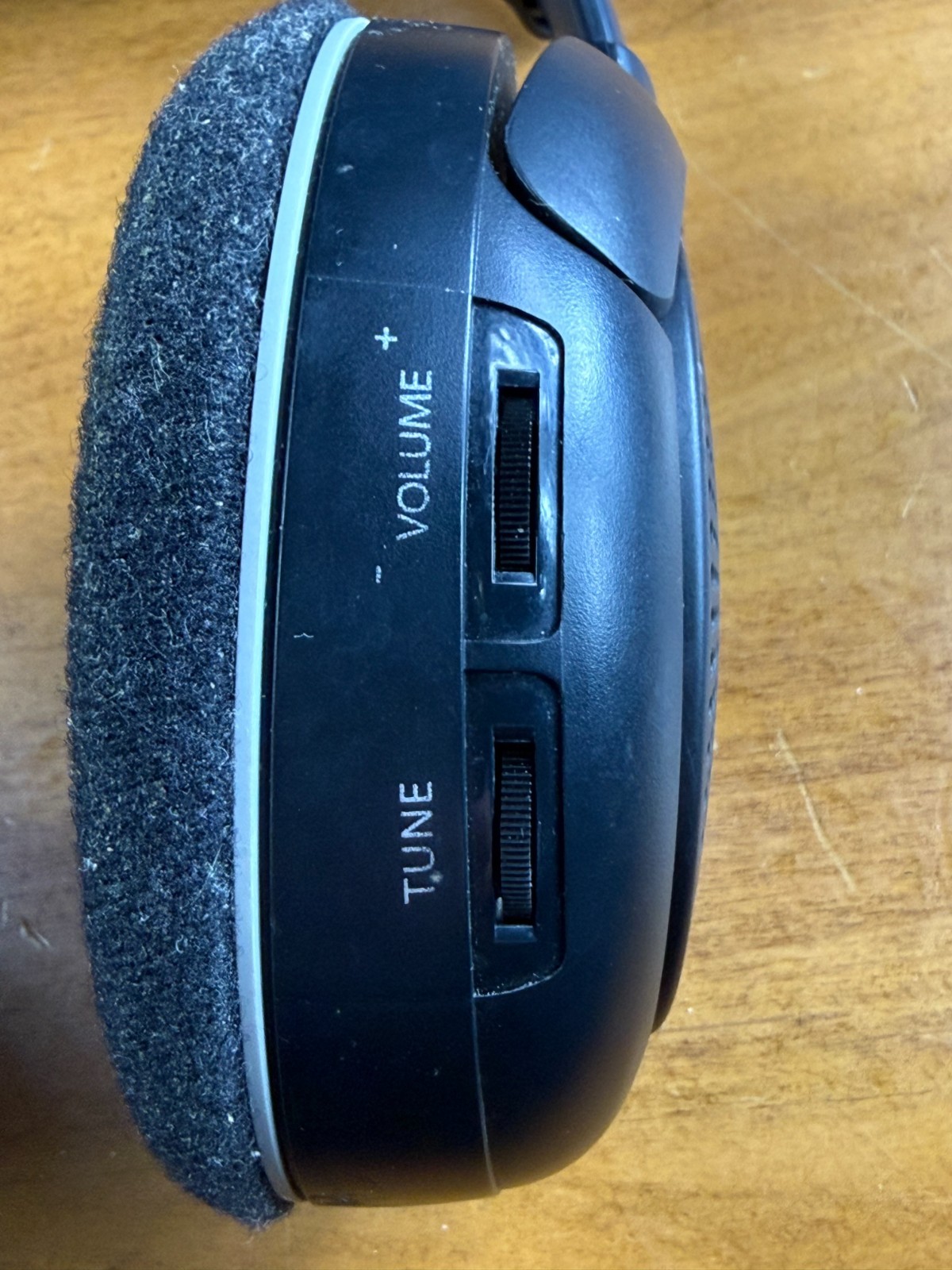 Sennheiser HDR120 Wireless Headphones And RS120 Wireless Charging Stand – Tested