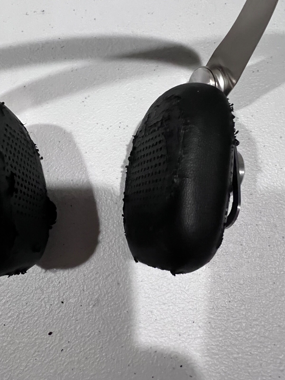 As-is Moshi Avanti C USB Type-C On-Ear Headphones