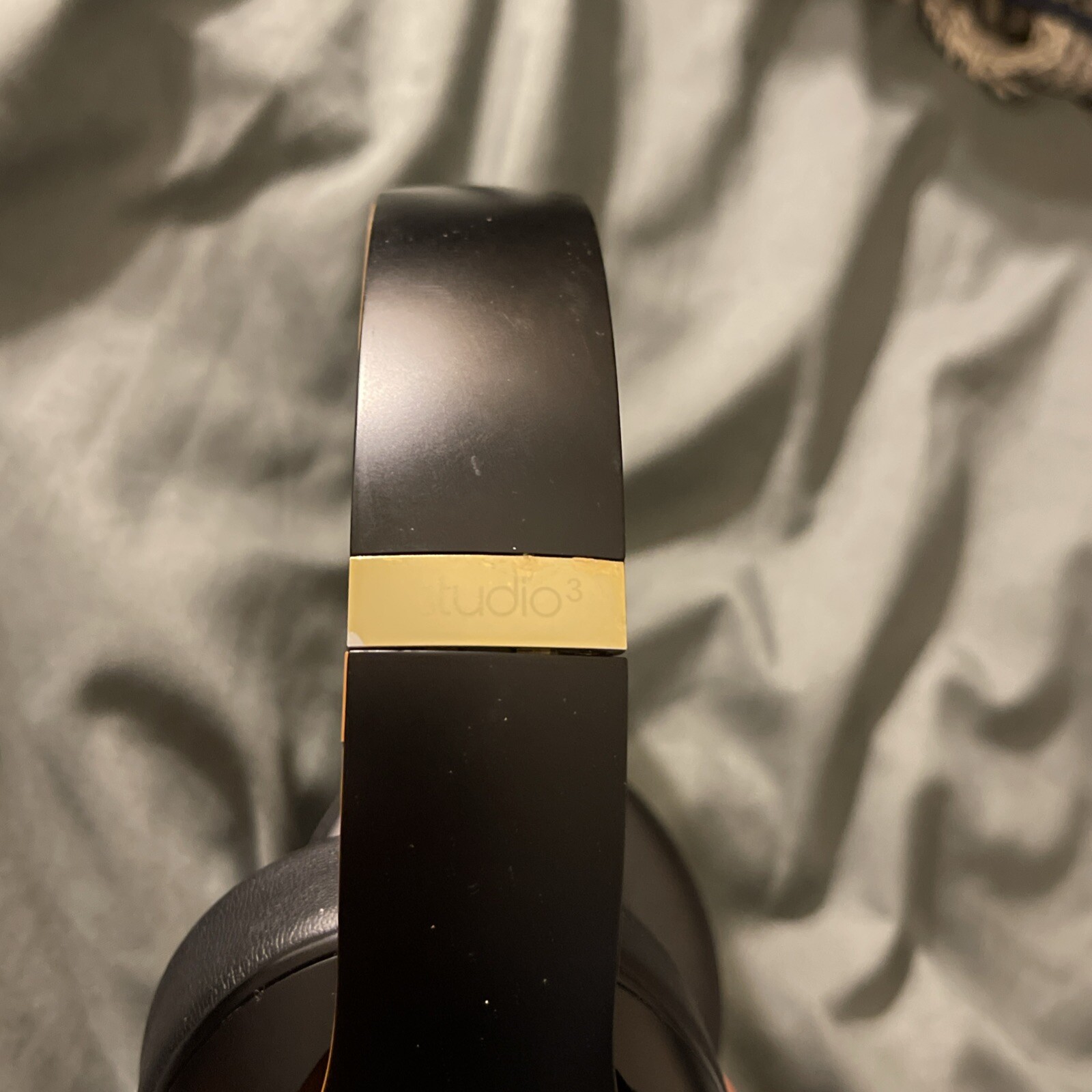 Beats by Dr. Dre Studio3 Wireless Headphones – The Beats Skyline Collection -…