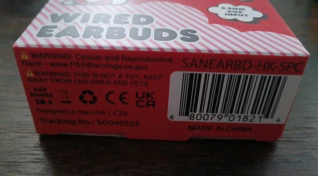 Hello Kitty Wired Earbuds w/Built-In Microphone – 3.5mm Input – New