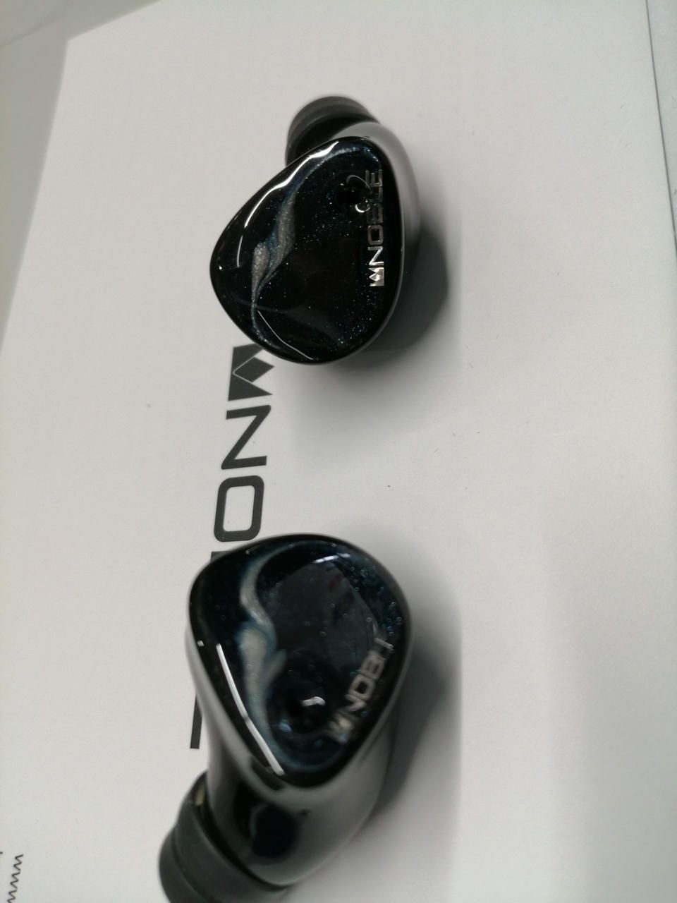 NOBLE Wireless Earbuds by FOKUS MYSTIQUE Used
