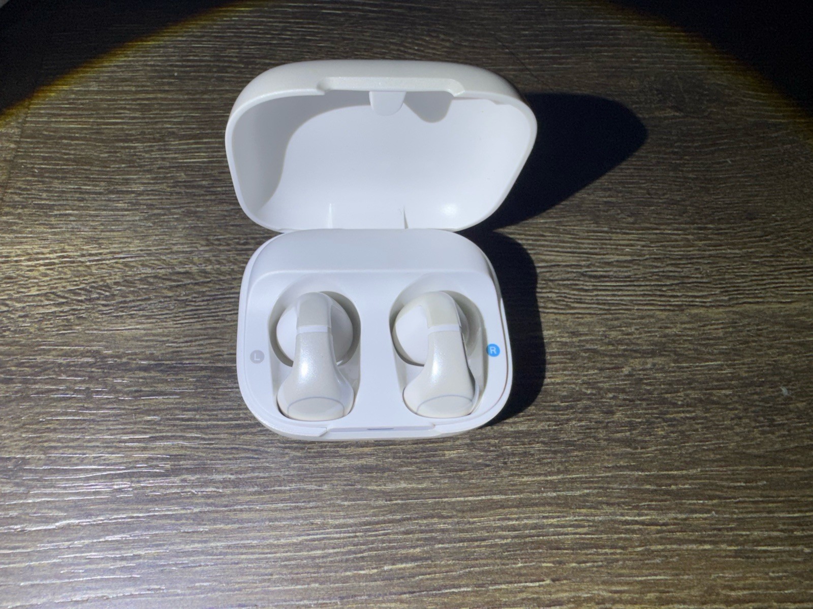soundcore C30i Bluetooth Wireless Built-In Mic In-Ear Earbuds White