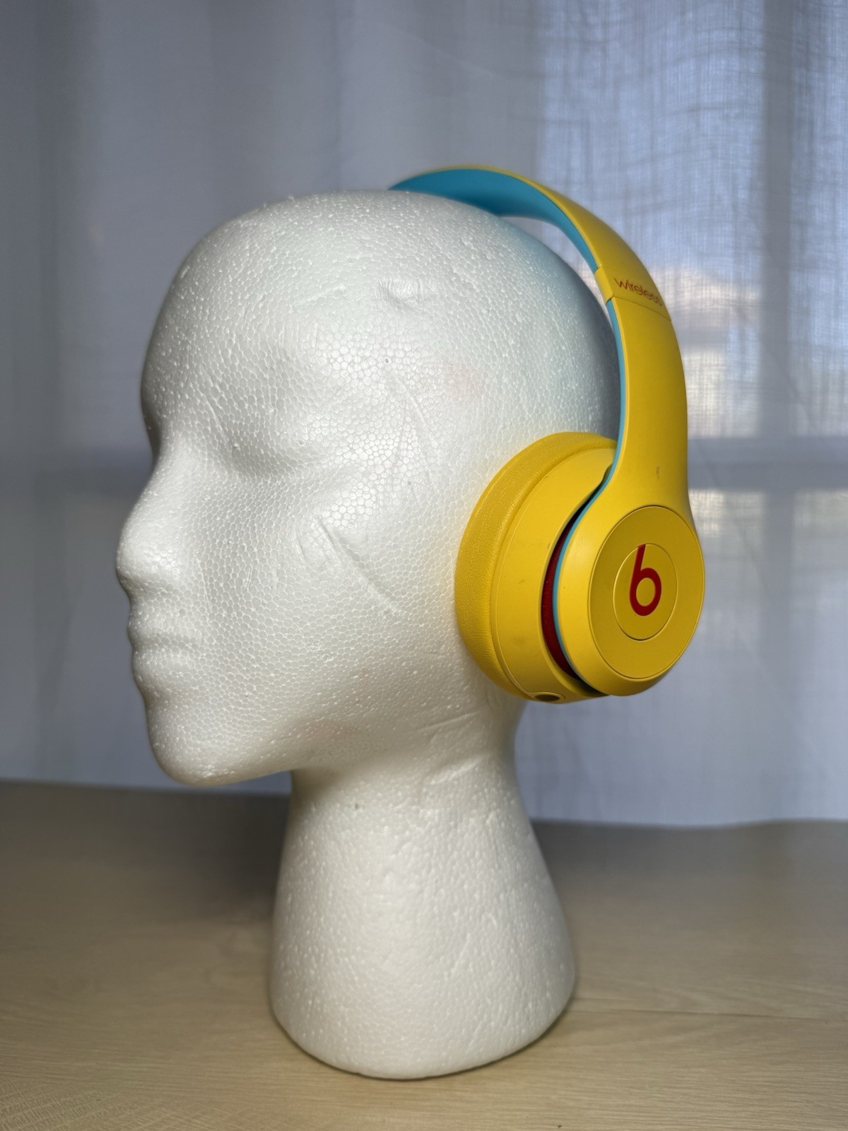 Beats by Dr. Dre Beats Solo3 Wireless On-Ear Headphones Yellow Blue Read!