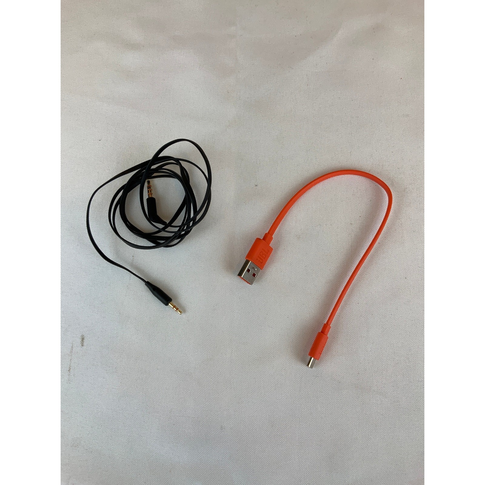 JBL Tune 720BT, Over The Ear Headphones, With Case, Blk.