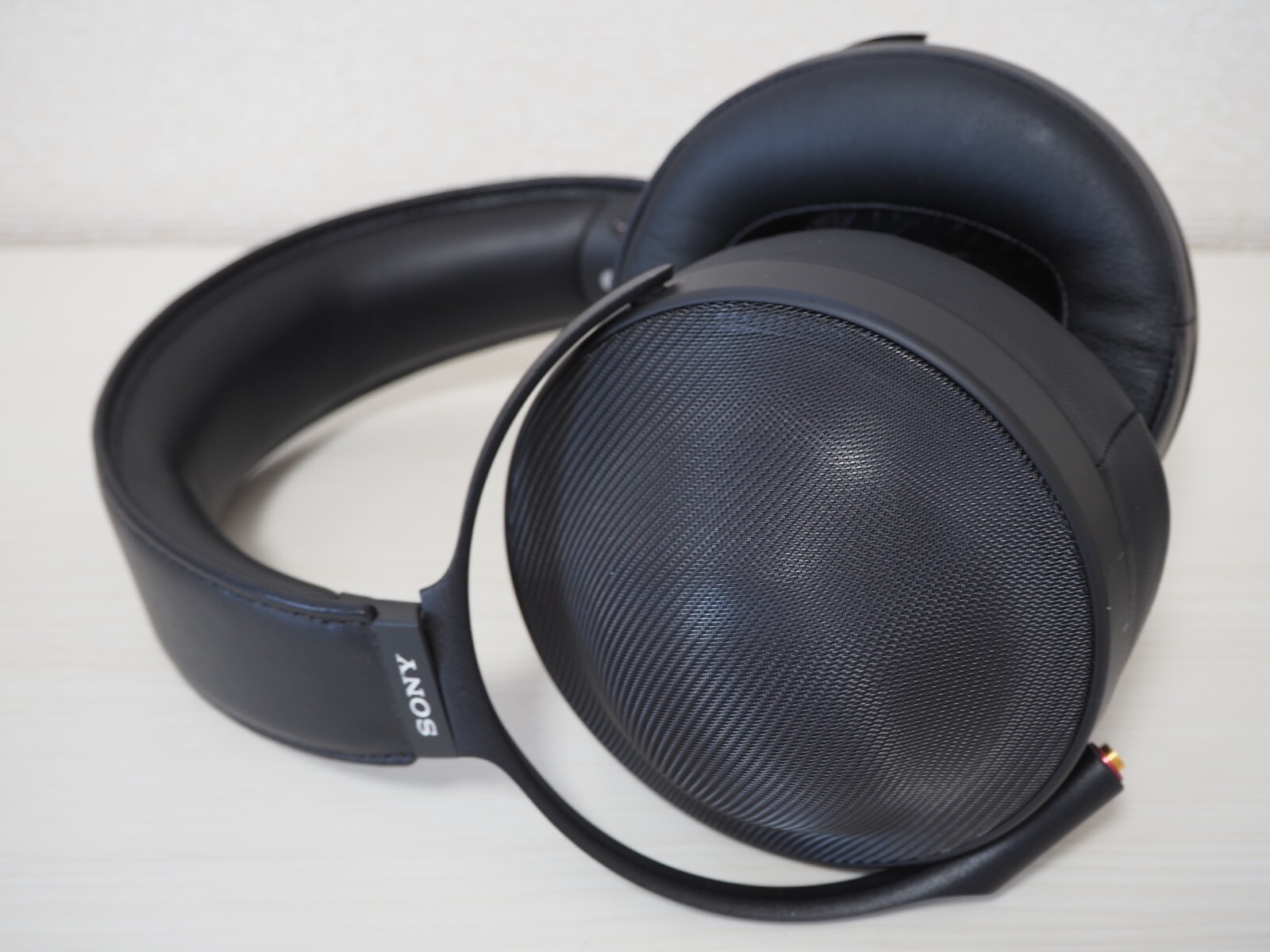 [Excellent] SONY MDR-Z1R Over-ear Stereo Headphones Japan With Cable Tested