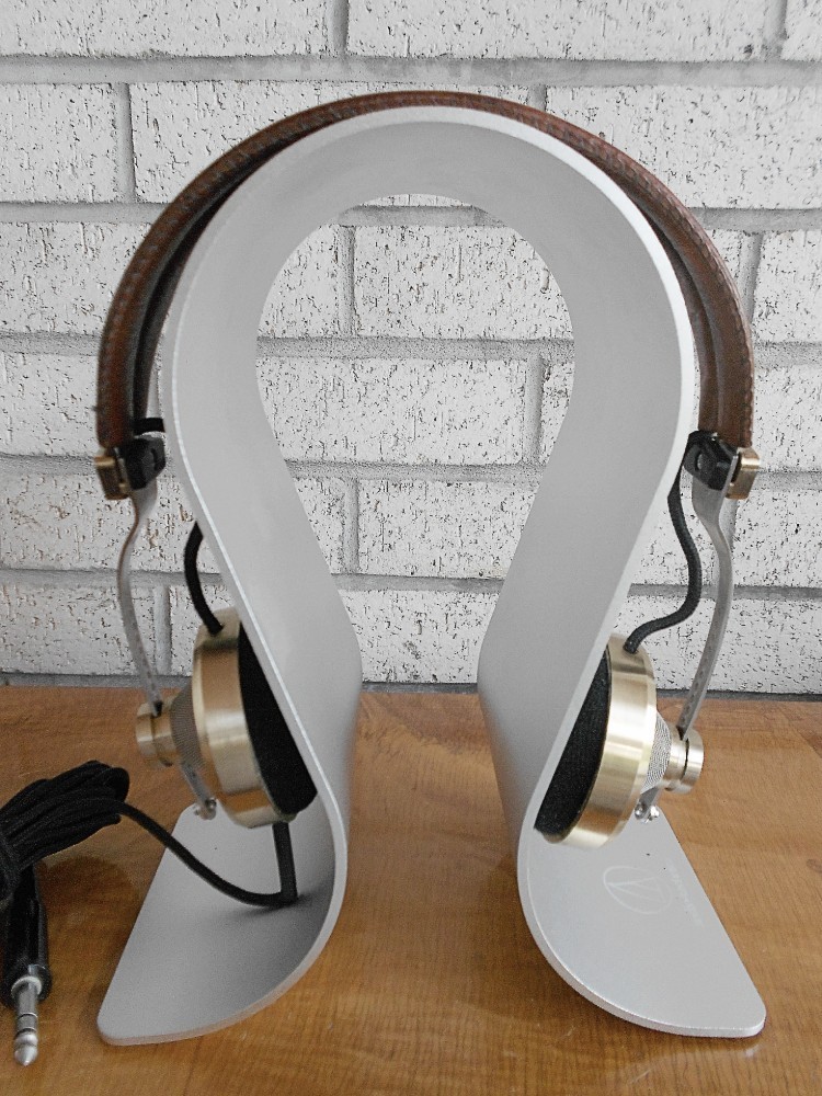 Pioneer SE-L40 headphones IN CASE vintage retro Fostex Focal Technics grouping