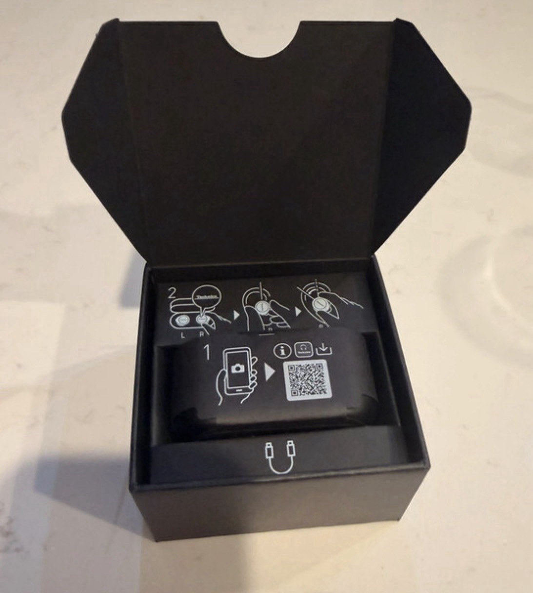 Premium Technics EAH-AZ80E-K In-Ear True Wireless Earbuds ANC Bluetooth Black