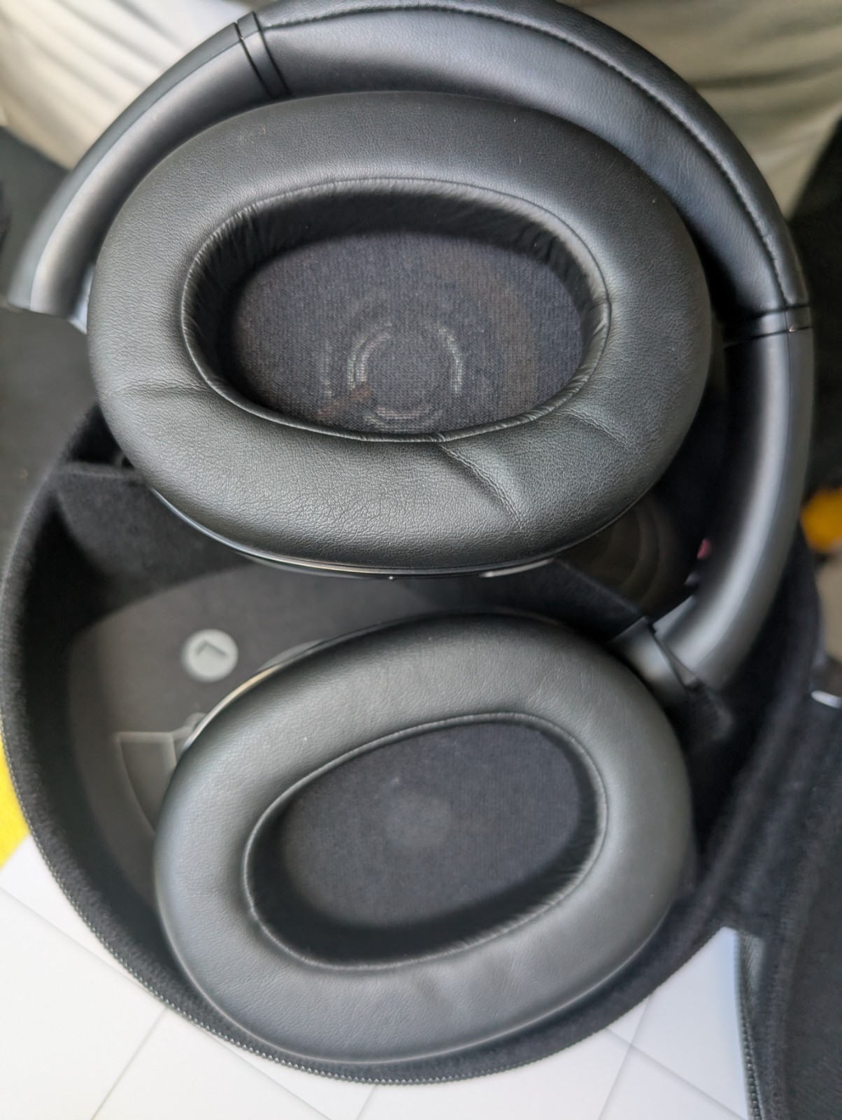 Sony WH-ULT900N/B Noise Canceling Headphones Bluetooth WHULT900N Black