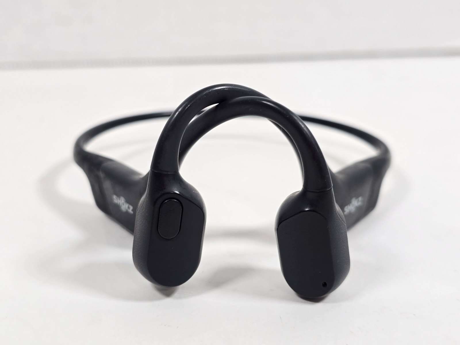 Shokz OpenRun S803 Wireless Bone Conduction Headphones Black READ