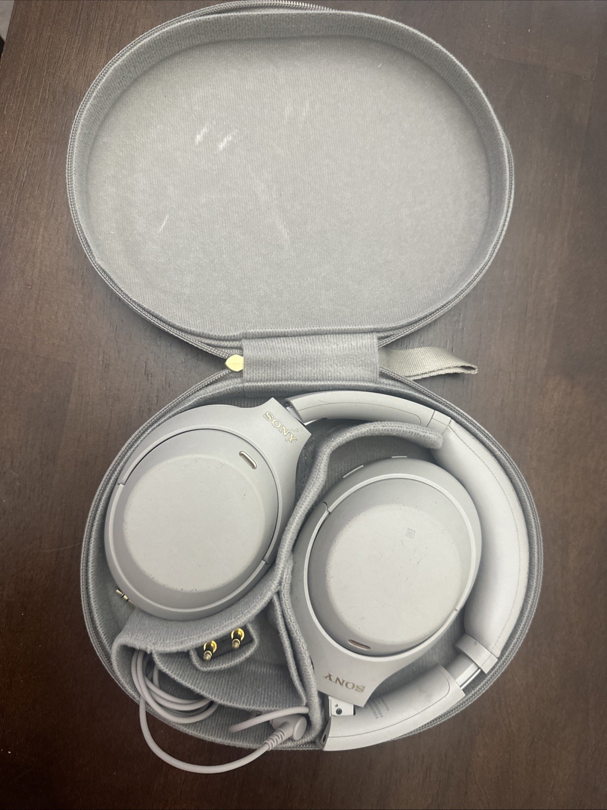 SONY WH-1000XM4 noise cancelling beige Wireless Headphones Over ear bluetooth