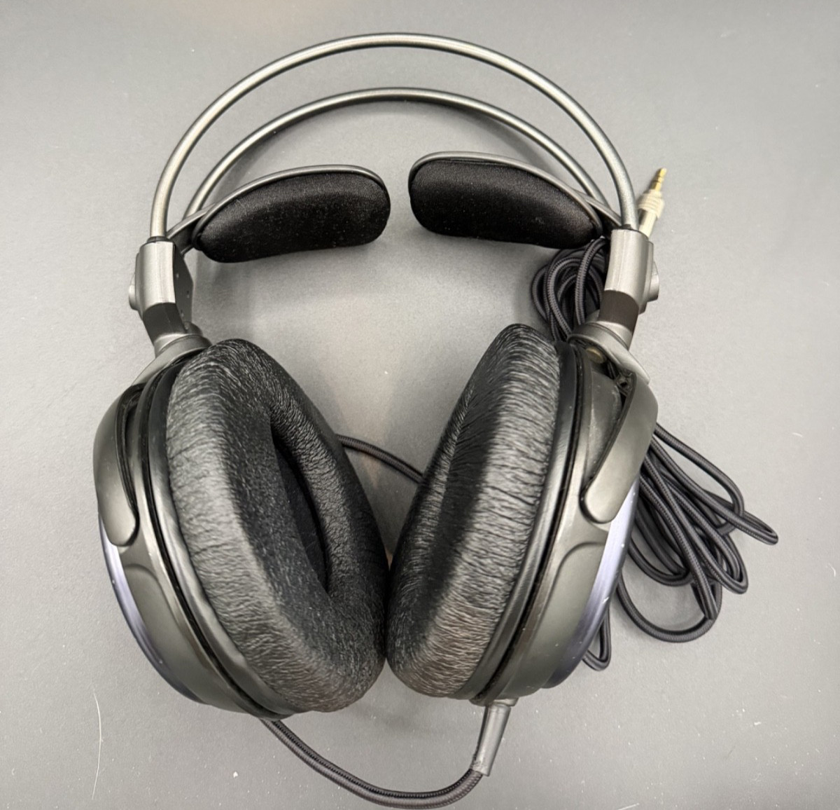 Audio-Technica ATH-A900 Art Monitor Closed-Back Headphones Japan Great Sound