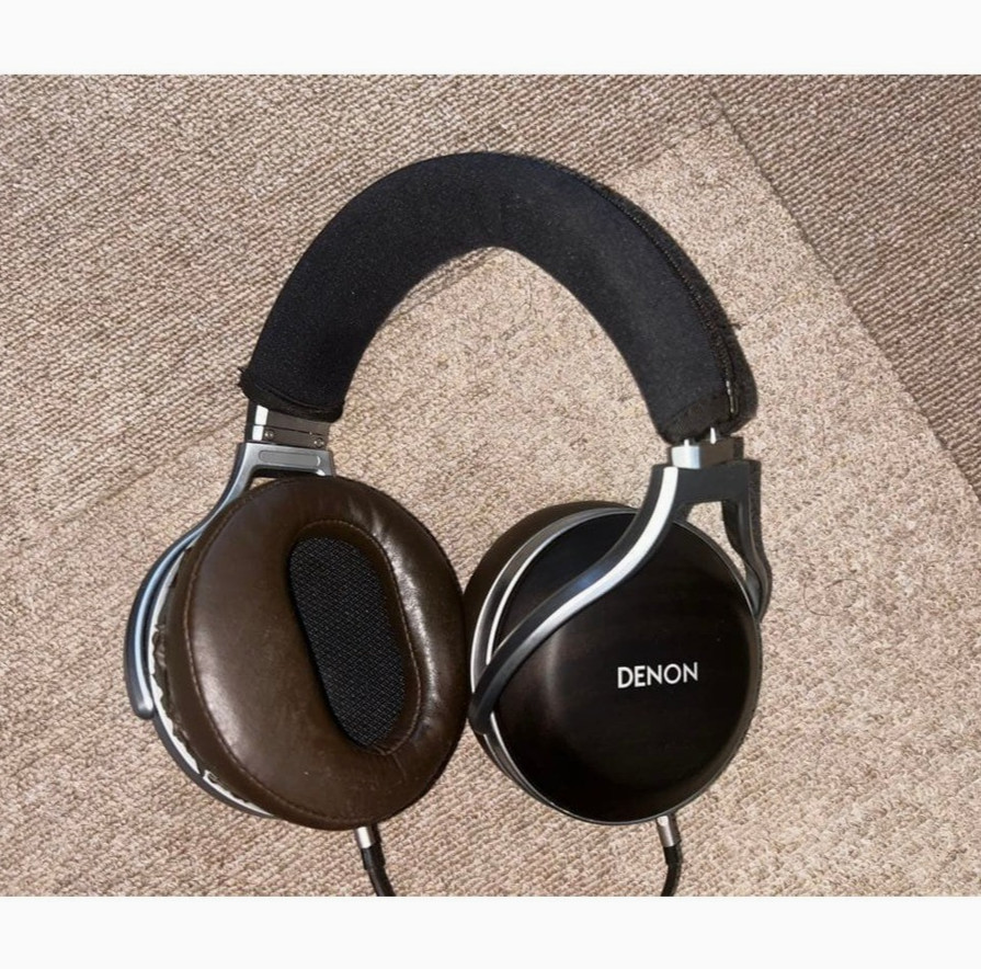 DENON AH-D5200 Wired Over-Ear Headphones Zebrawood FreeEdge Driver Hi-Res Japan