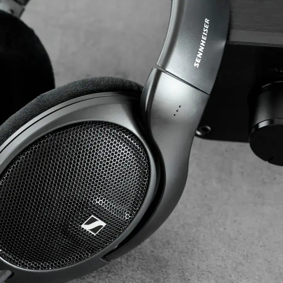Sennheiser HD 560S Wired Over-the-Ear Audiophile Headphones – Brand New Sealed