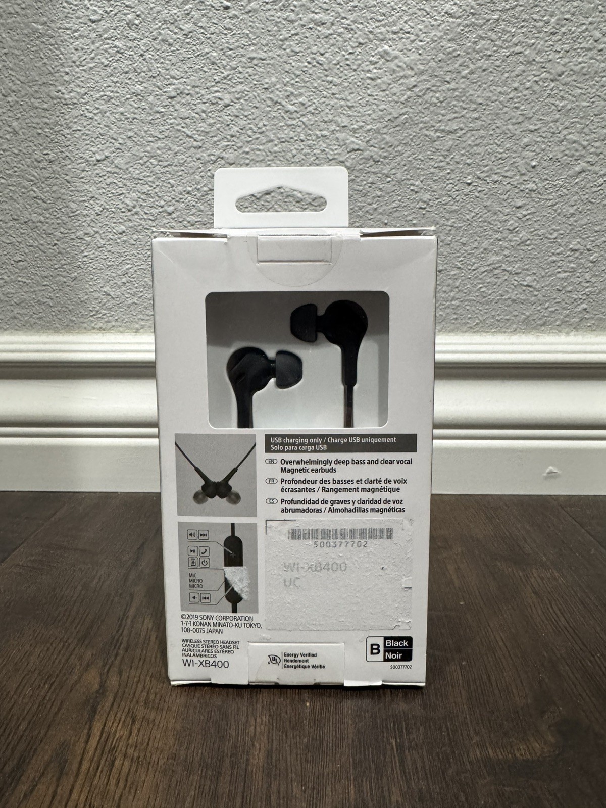 Sony WI-XB400 Wireless In-Ear Extra Bass Headphones With Mic for Phone Call NEW