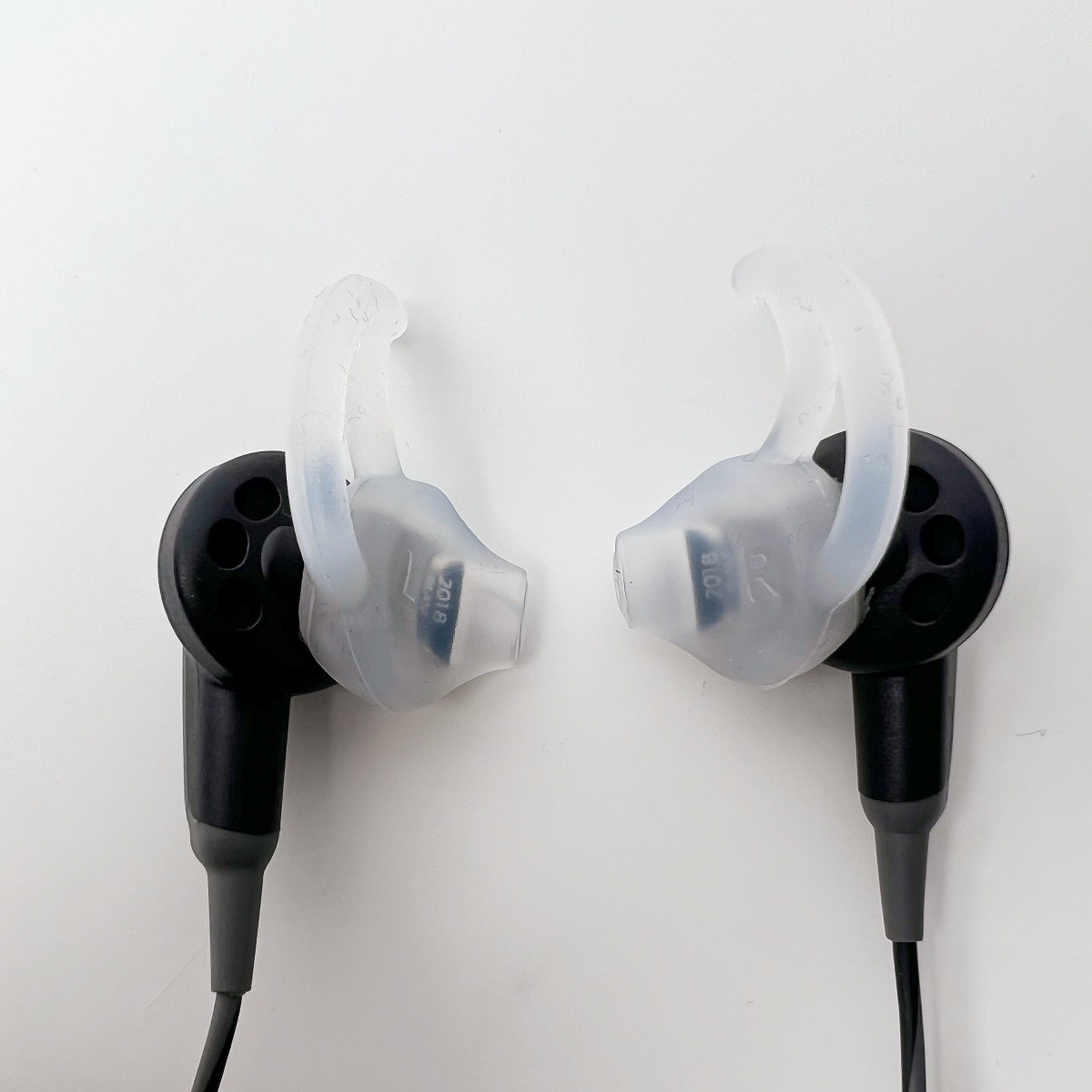 Bose SoundSport In Ear Earbuds 3.5mm Jack Wired Earphones Black Headphones US
