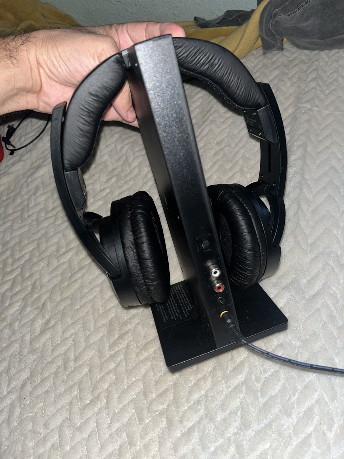 Sony MDR-RF985RK Over Ear Headphones – Black