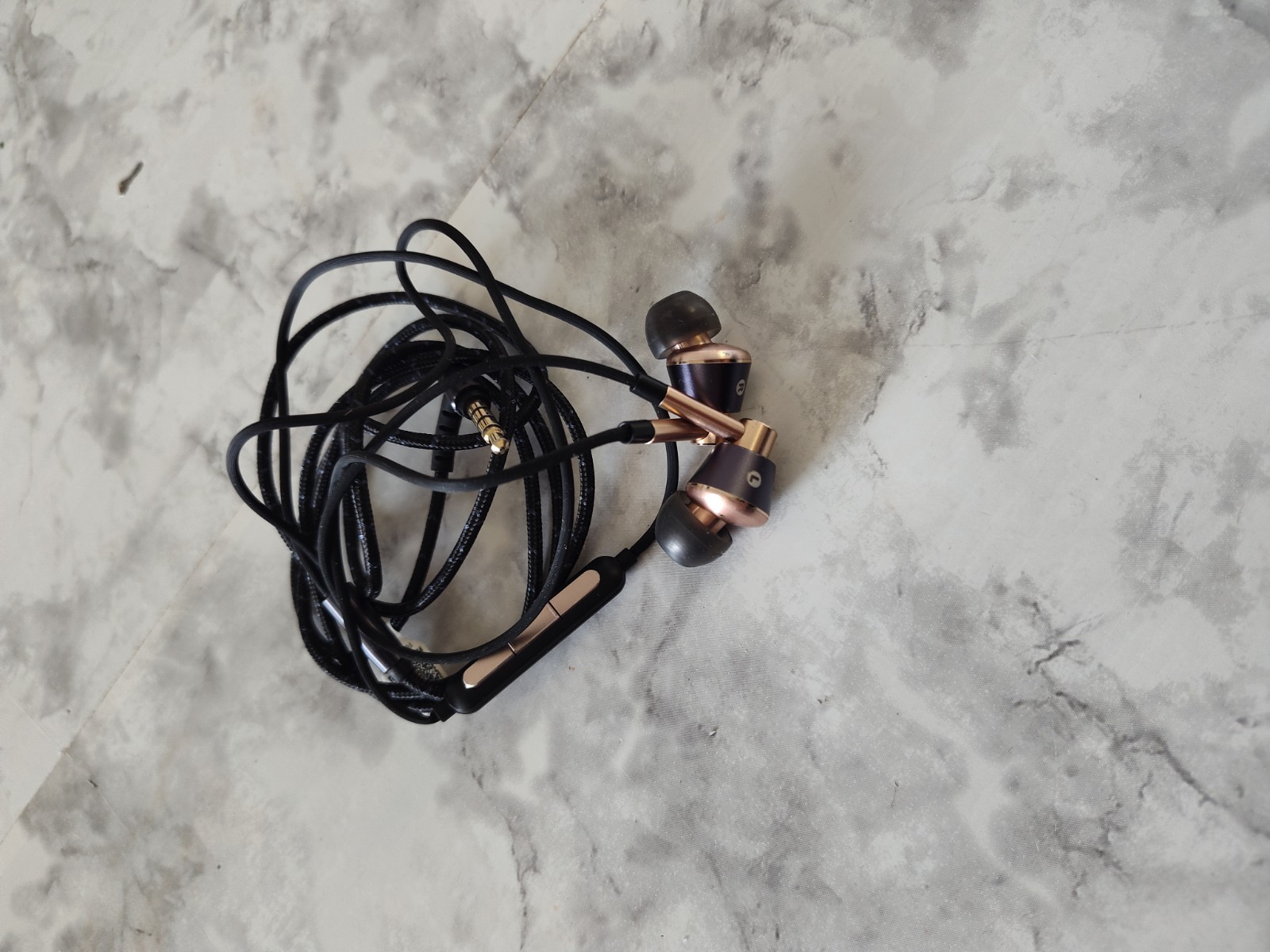 1MORE Triple Driver In-Ear Earphones Hi-Res Headphones with High Resolution