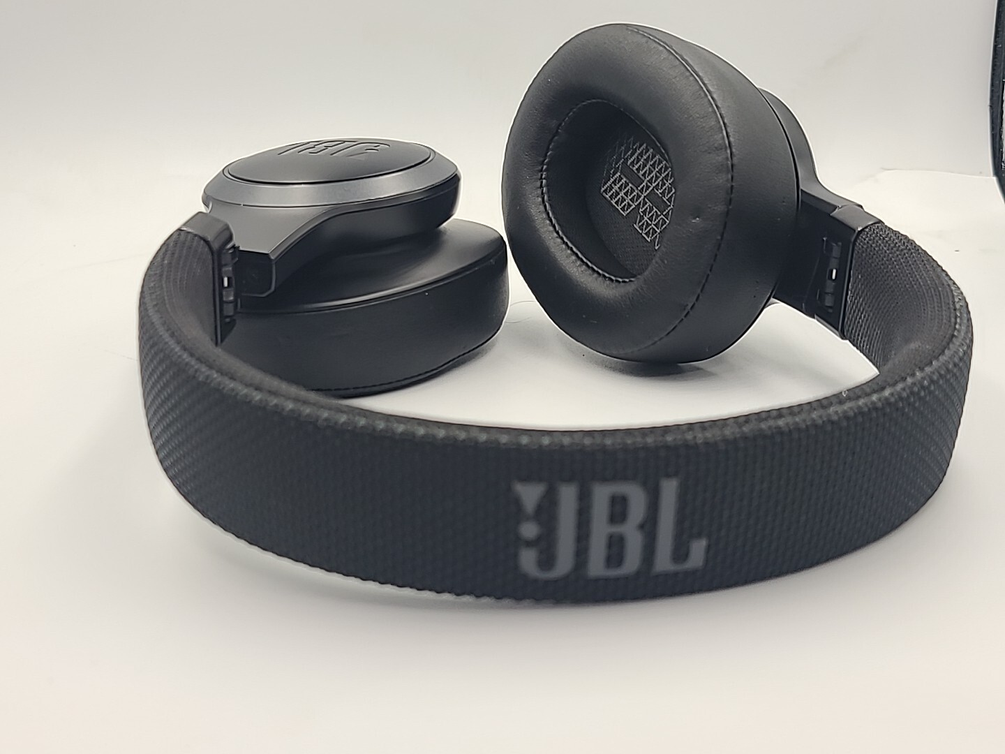 JBL Live 500BT Over-Ear Bluetooth Wireless Headphones BLACK Tested Working