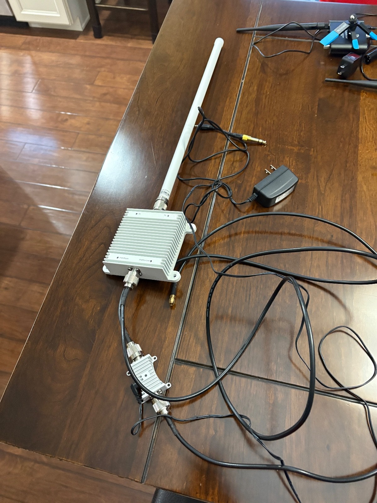 WI pro audiomatrix stereo 2.4 ghz