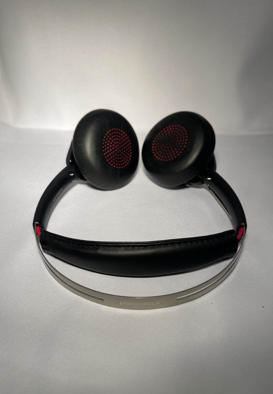 Plantronics Voyager UC B825 On-Ear Headset – Black (202652-10)