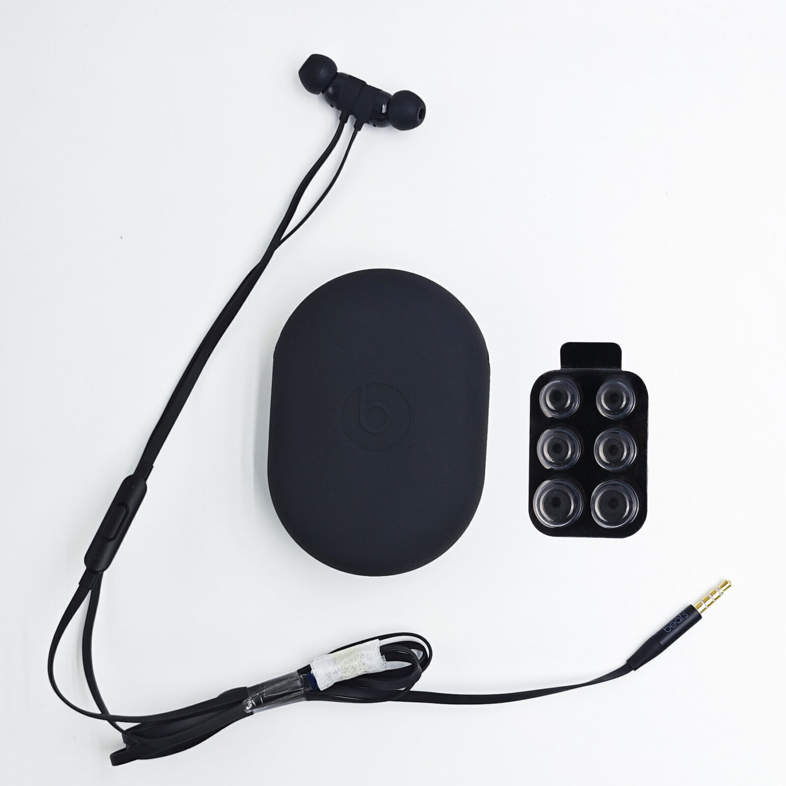 Beats by Dr. Dre urBeats3 Earphones 3.5mm In-Ear Headphones – Black