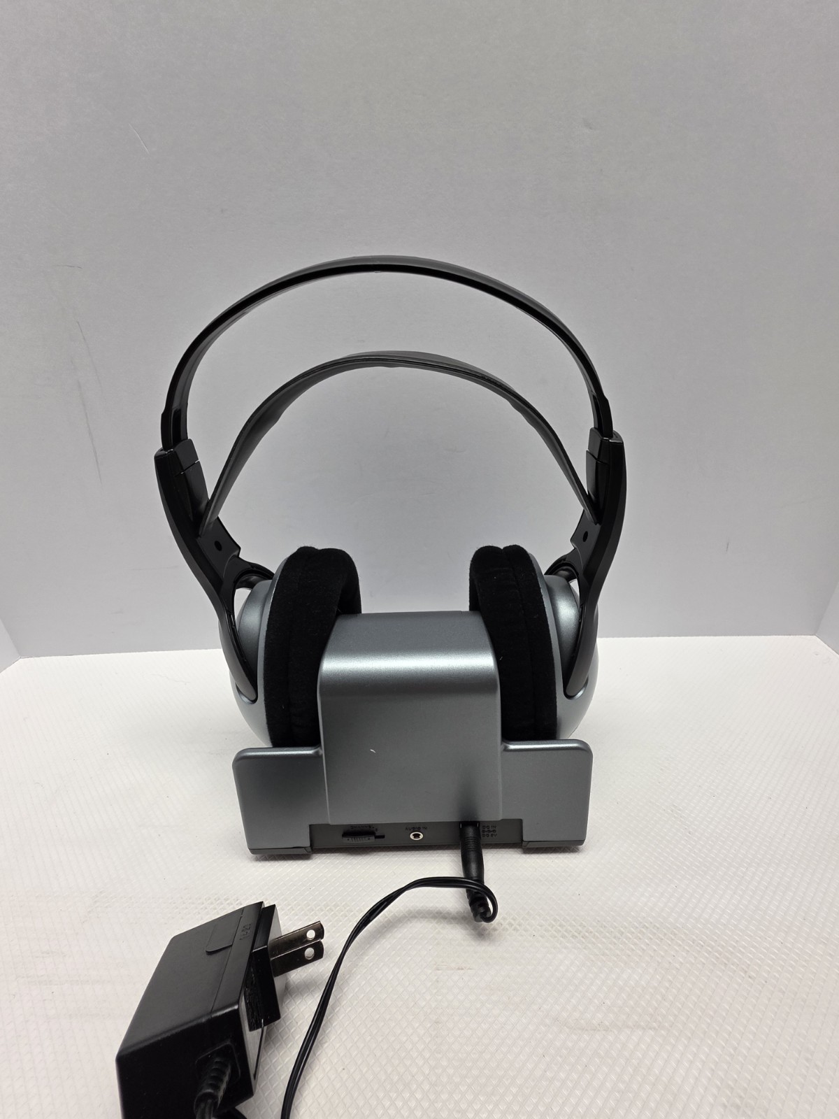JVC KENWOOD HA-W600RF 900MHz Wireless Headphones w/ Transmitter & Power Adapter!