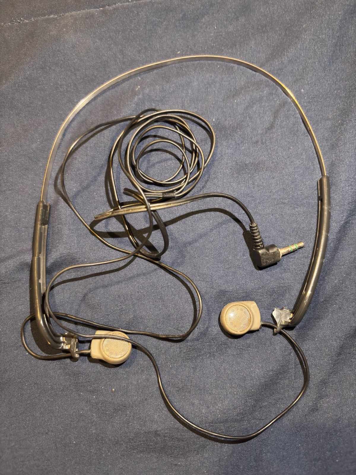 Vintage Sony headphones MDR 107 wired *For Parts Only*