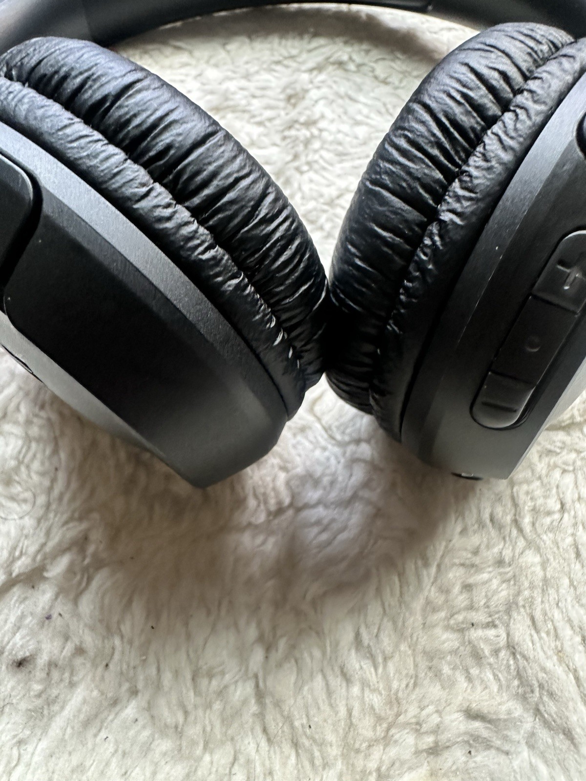 JBL Over-Ear Headphones with Noise Isolation