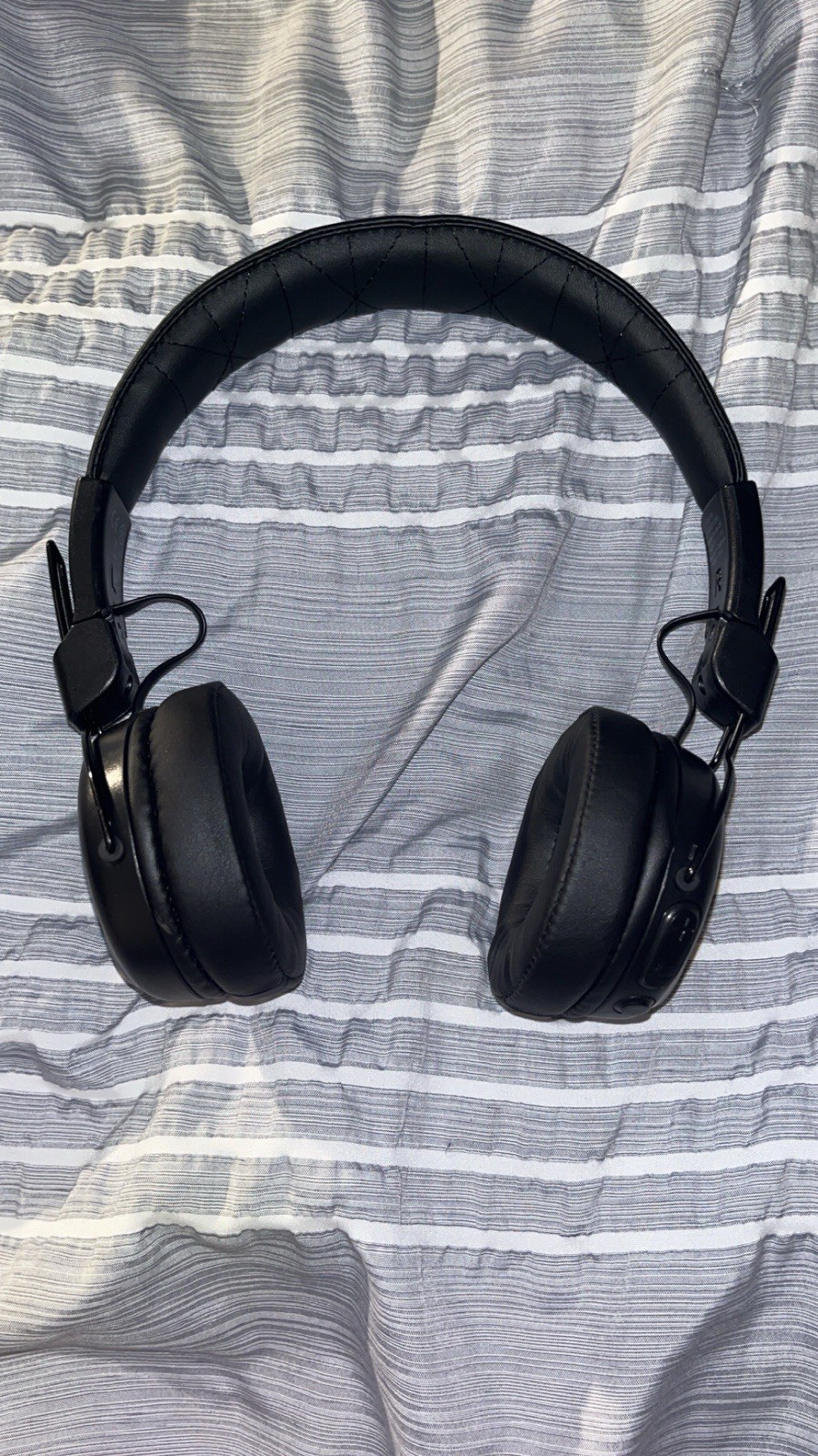 JLab Studio BT Bluetooth Wireless On-Ear Headphones Black Working Good Condition