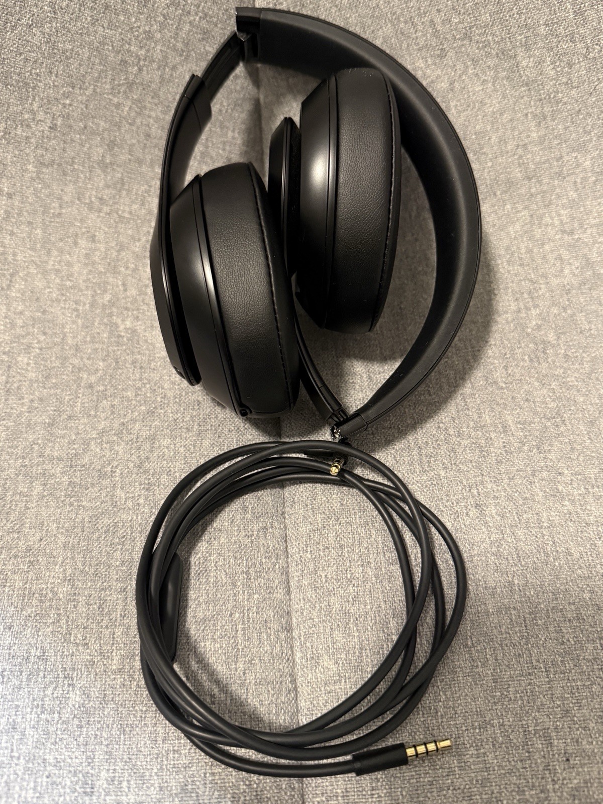 Beats by Dr. Dre Studio3 Wireless Over-Ear Black ANC Bluetooth 3.5mm Mic