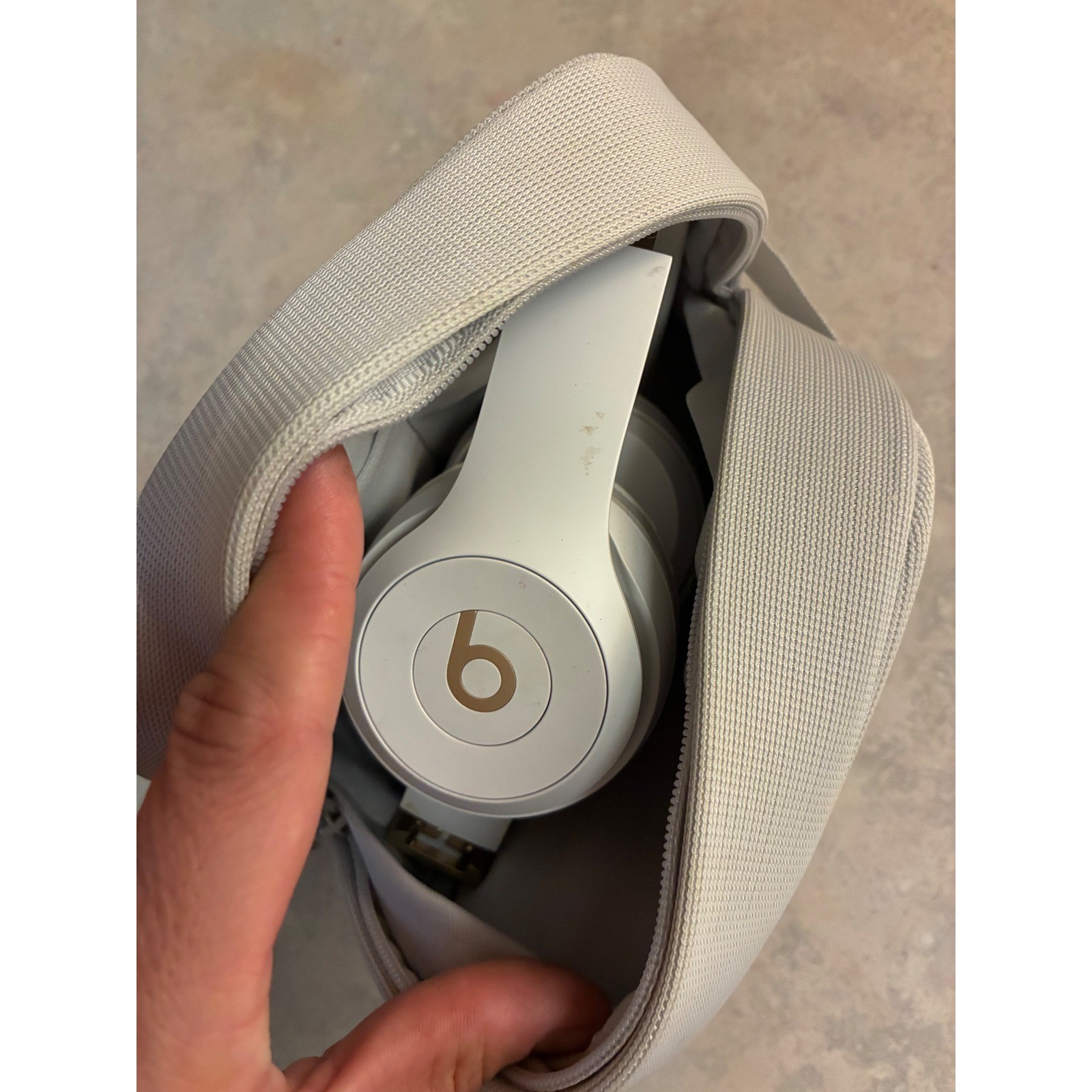 Beats Solo 4 Wireless Bluetooth On-Ear Headphones Warm White Gold MUW33LL/A