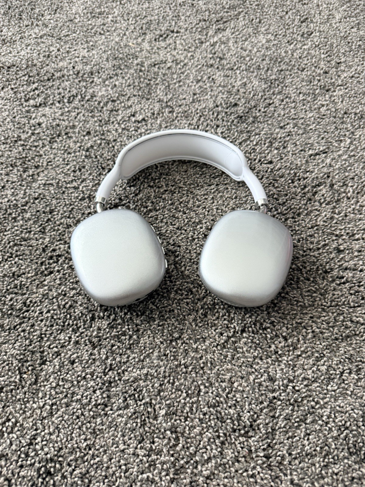 P9 Wireless Bluetooth Headphones Over Ear Noise Canceling – New in Box