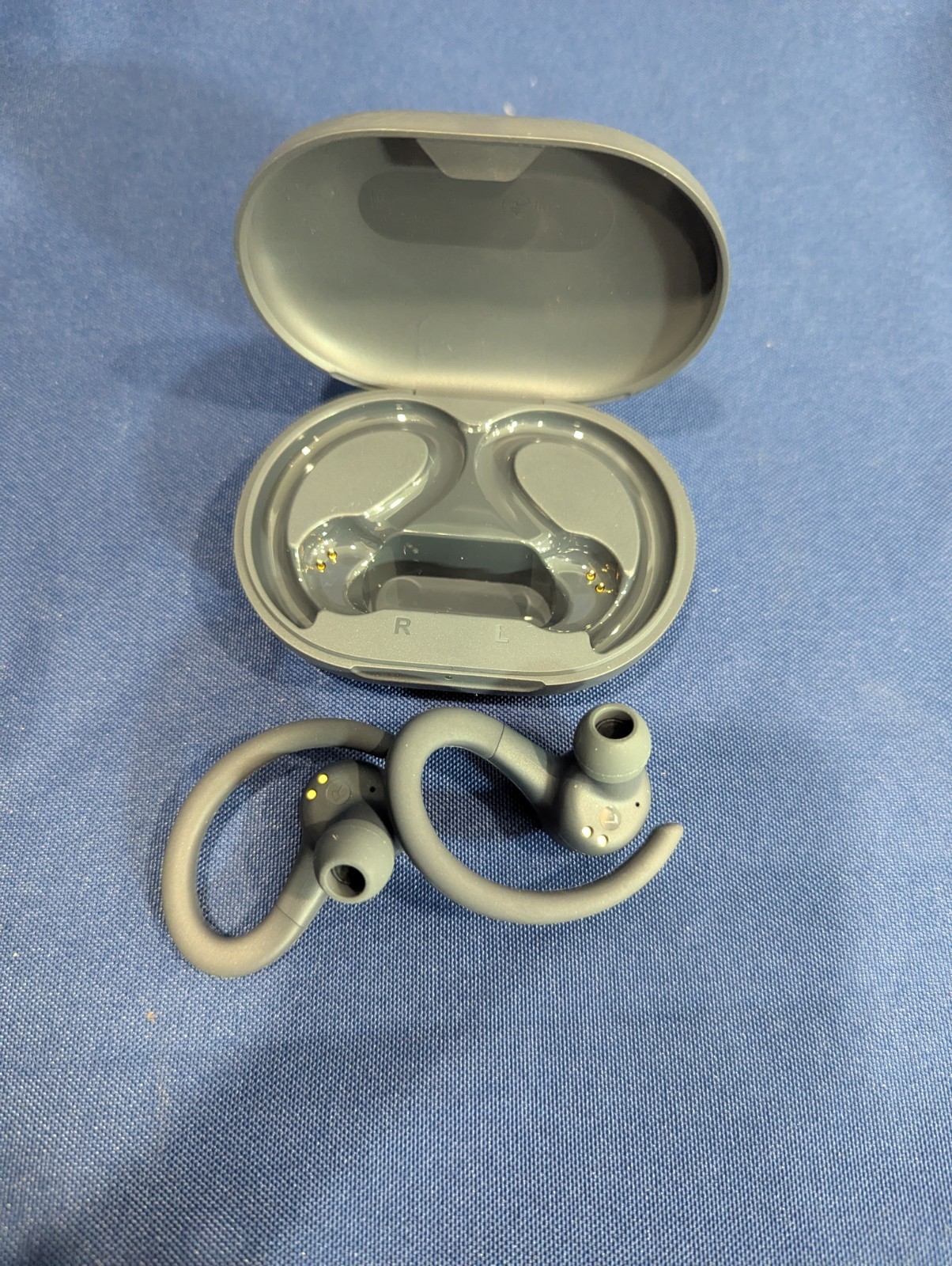 JLab Go Air Sport True Wireless Bluetooth Earbuds wCharging Case Black Tested