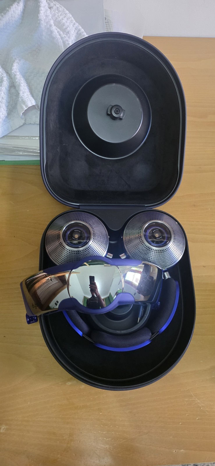 Dyson Zone Absolute+ Headphones with airpurifyng