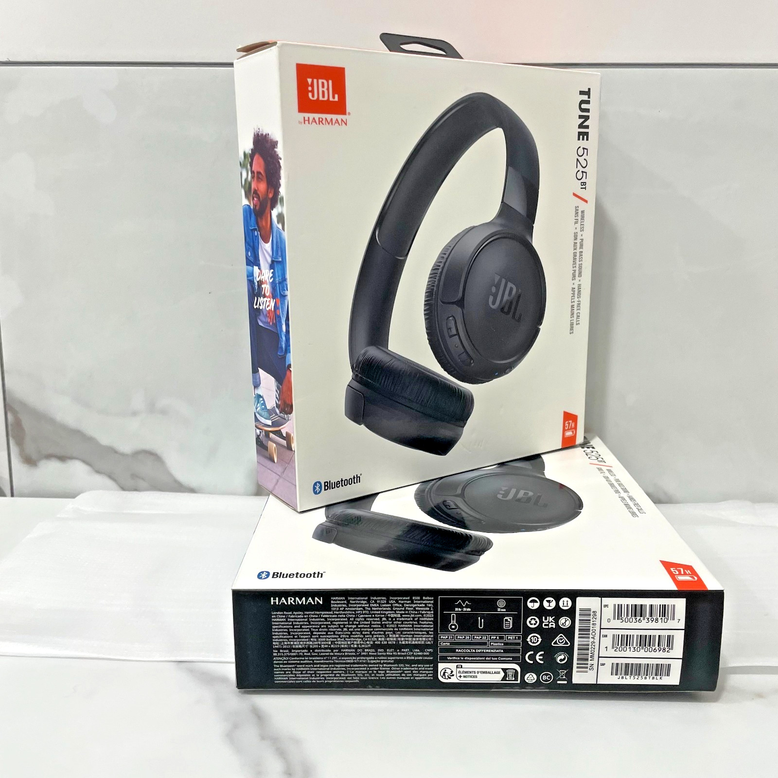 JBL Tune 525BT Wireless Bluetooth On-Ear Headphones Black