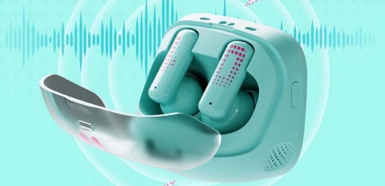 Anime Miku LCD Bluetooth Headphones Touch Screen iPhone Android Hatsune Earbuds